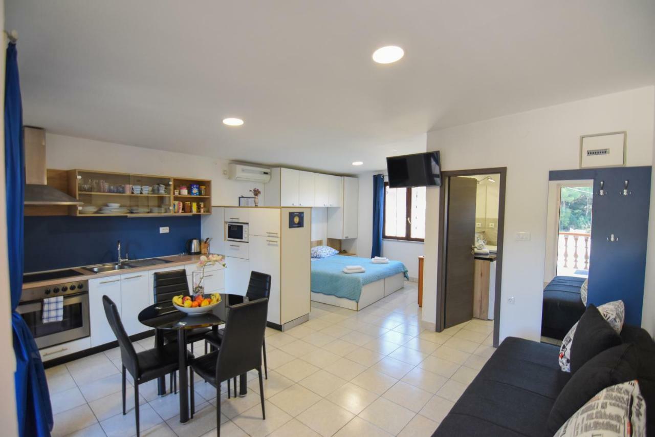 F-Holiday Apartment Zadar Extérieur photo